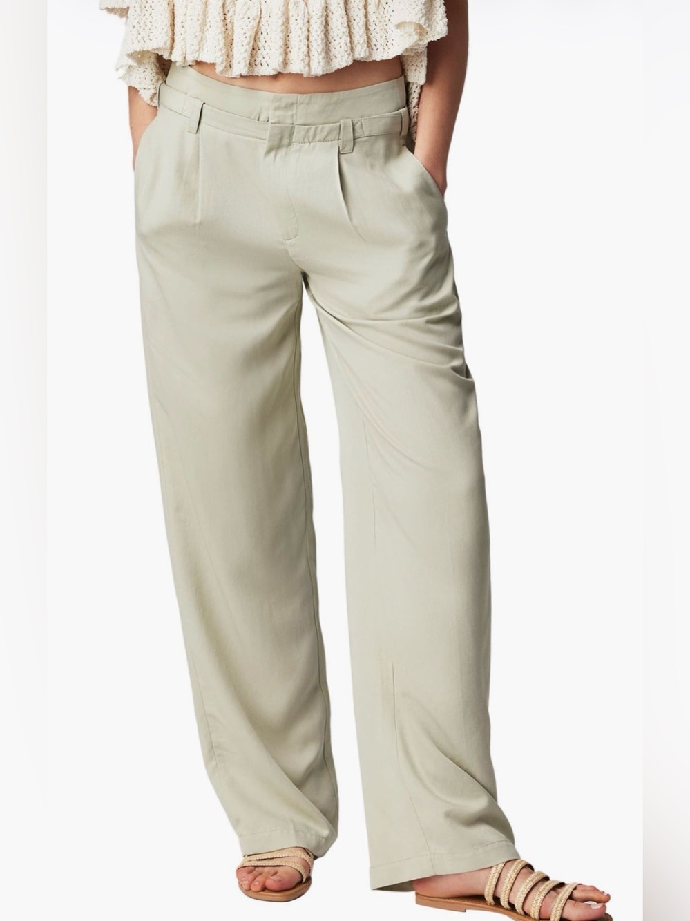 FREE PEOPLE • Falling out straight leg trousers alfalfa light green size 8